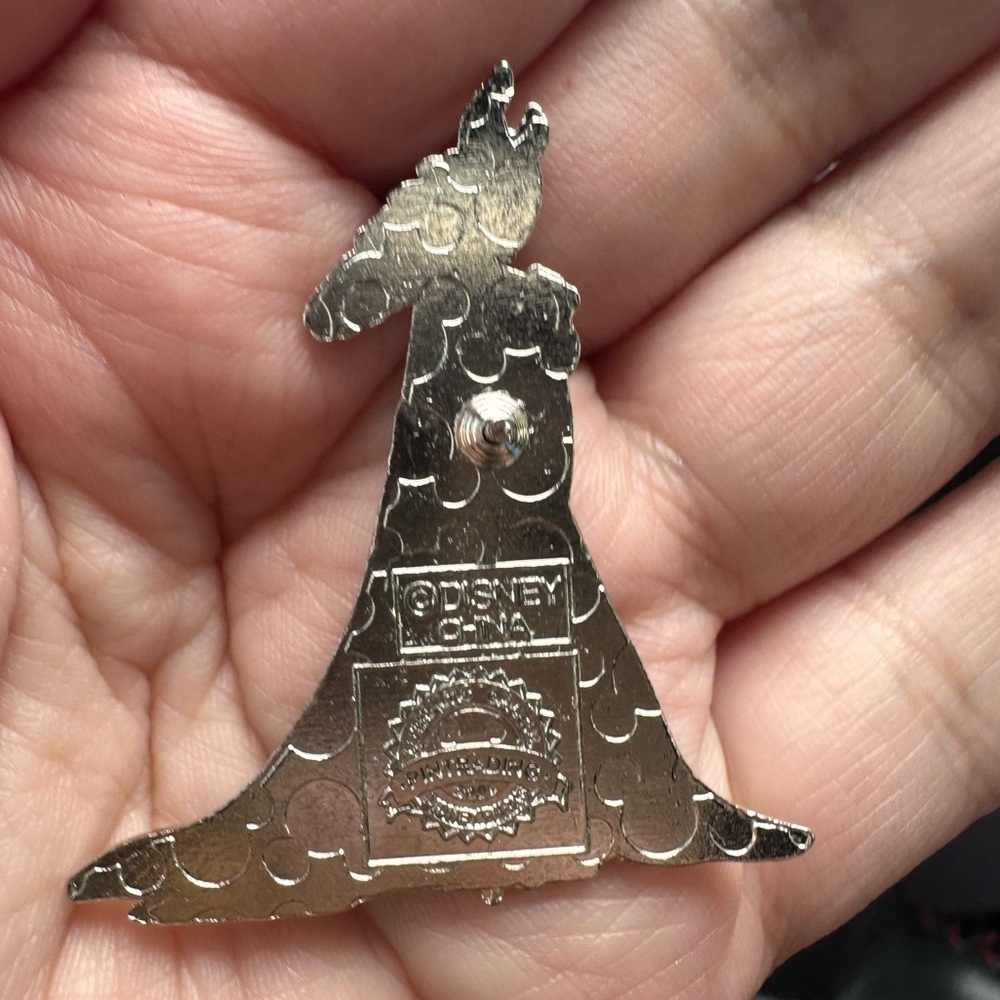 💕FINAL PRICE💕Disney Pin ~ Booster Collection: Maleficent & Diablo Trading Pin - Picture 2 of 2